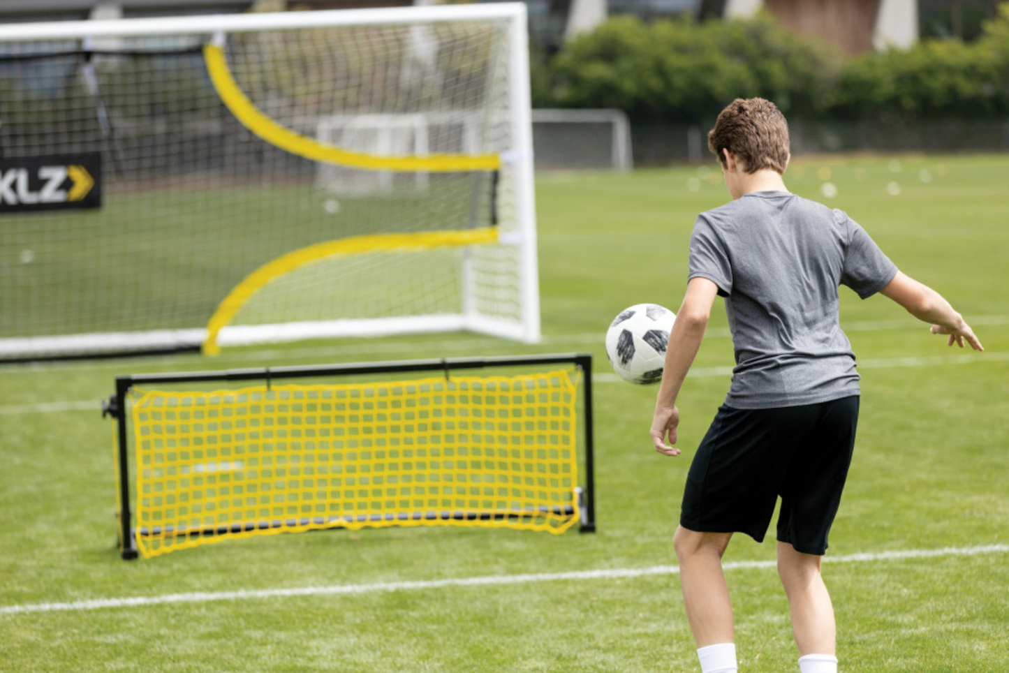SKLZ rebounder New-station Soccer Trainer pro